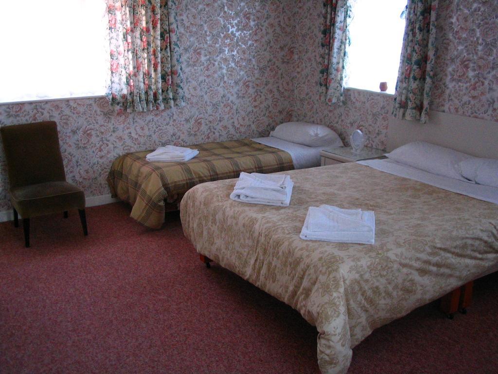 Broadway Hotel Μπλάκπουλ Δωμάτιο φωτογραφία