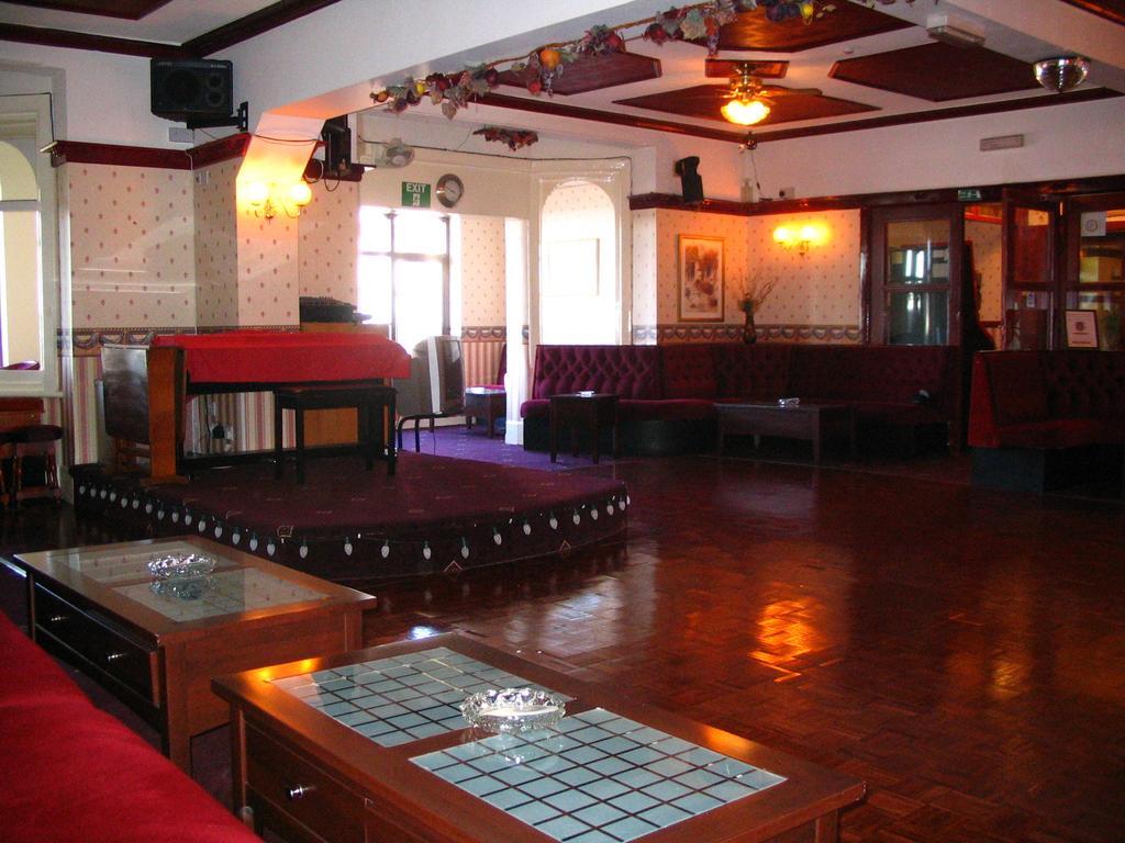 Broadway Hotel Μπλάκπουλ Εξωτερικό φωτογραφία